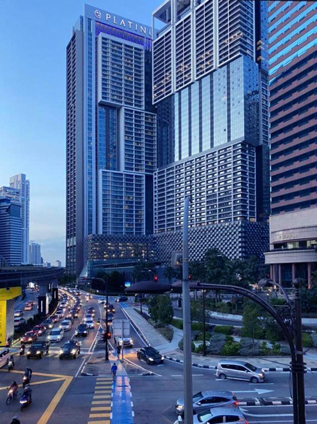 Klcc Beyond Hospitality Suites Platinum Kuala Lumpur Esterno foto